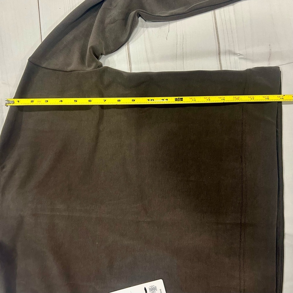 Women’s Athleta quarter zip gray sweatshirt size xs - Picture 5 of 8